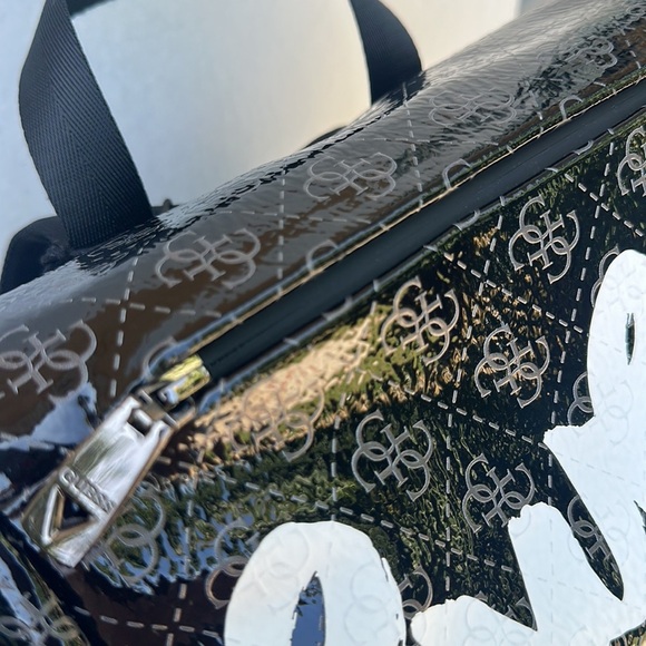 New GUESS Men’s Backpack - Picture 4 of 10